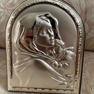 Argento Italian 925 Silver standing plaque of Madonna and Child 3.5” tall